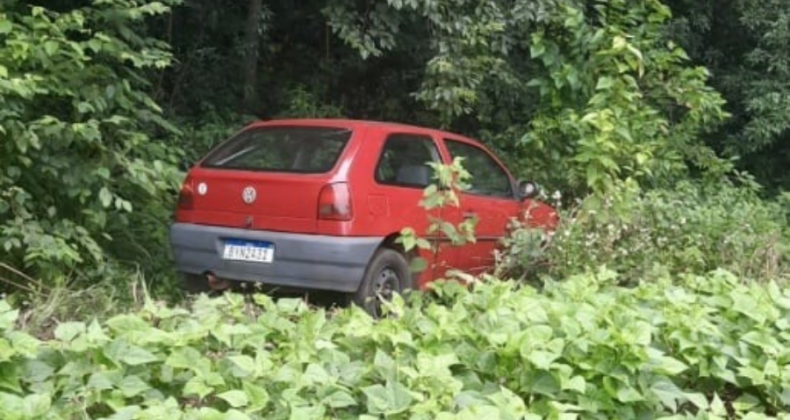 Carro furtado em São Miguel do Oeste é localizado em Maravilha.