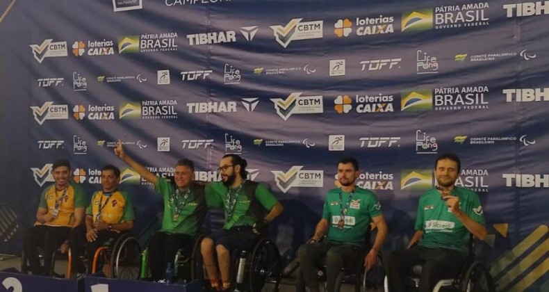 Mesatenista de Maravilha Conquista medalha na cidade de São Paulo.