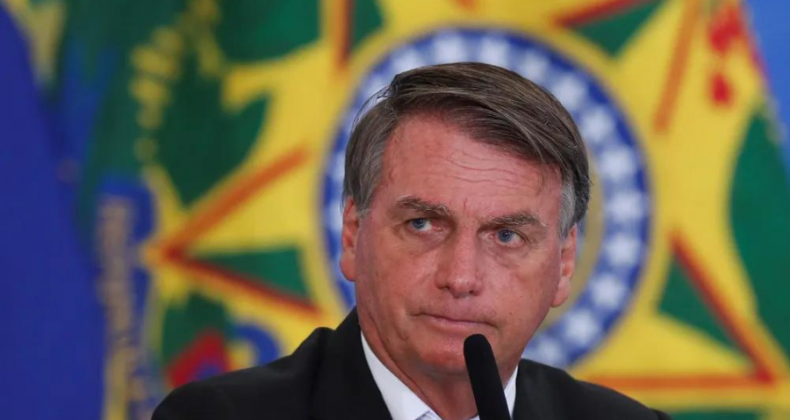 Bolsonaro gastou, em média, R$ 6,2 mil com comida por fim de semana.