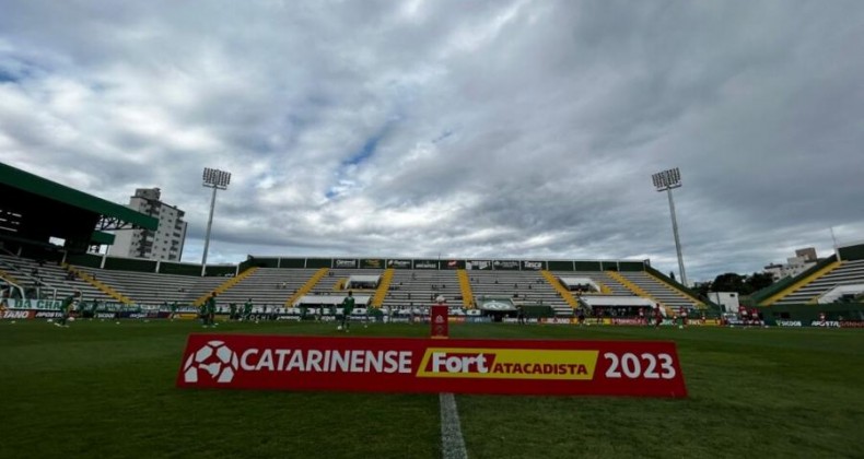 Federação define datas e horários das quartas de final do Catarinense.