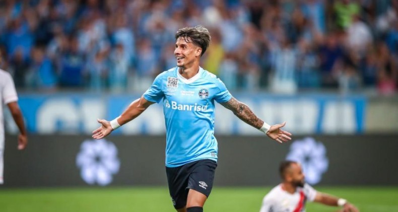 Grêmio vence Ferroviário e segue para 3ª fase da Copa do Brasil.