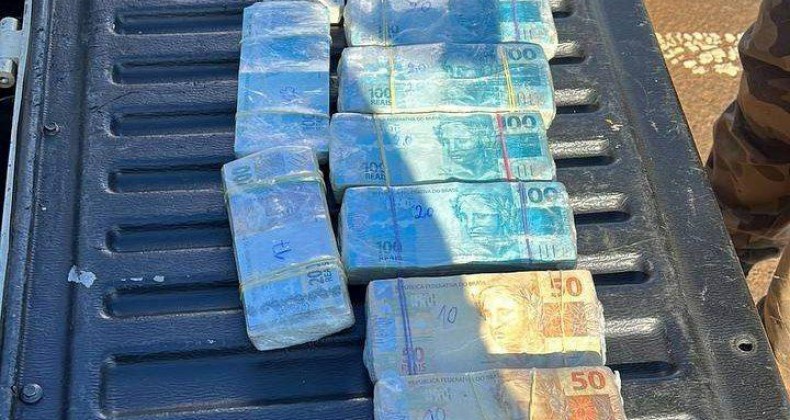 Polícia prende dois homens e apreende R$ 200 mil em dinheiro no Oeste.