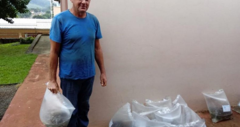 Secretaria da Agricultura entrega mais de cinco mil alevinos em SMBV.
