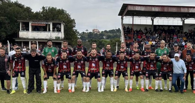 CRM visita o líder da Chave em busca da primeira vitória.