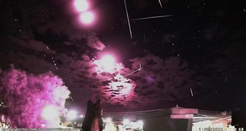 Câmera flagra mais de 200 meteoros no céu de SC.