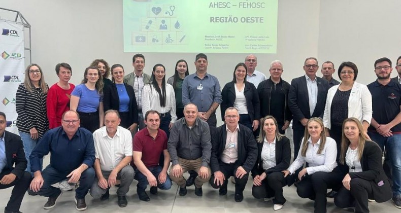 Diretores do Hospital São José participam de encontro regional.
