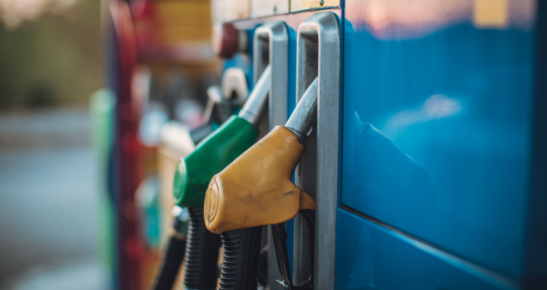 Preço da gasolina cai pela 2ª semana seguida em SC