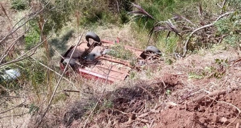Motorista fica 15 horas sem conseguir sair de carro.