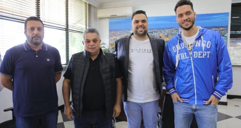 Neto fará jogo de despedida na Arena Condá em Chapecó.