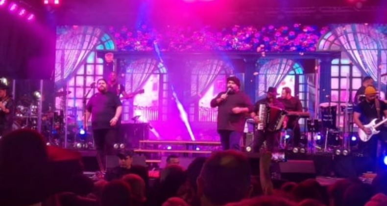 Show com César Menotti e Fabiano celebra 65 anos de Campo Erê.