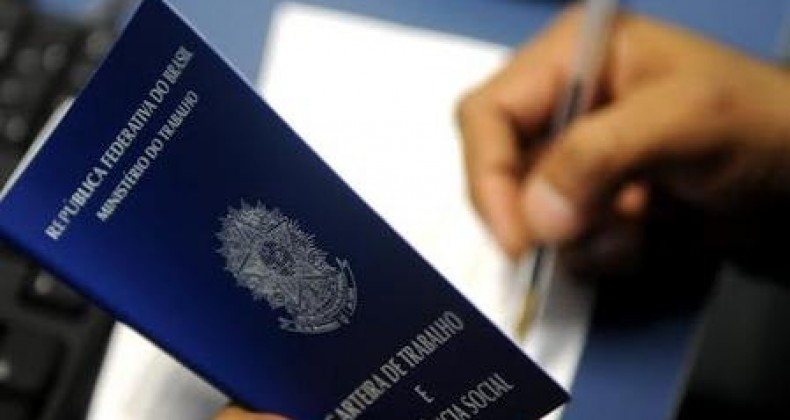 Mais de 6 mil vagas de trabalho estão abertas em Santa Catarina.