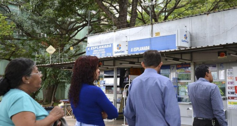 Mega-Sena acumula e prêmio vai para R$ 115 milhões