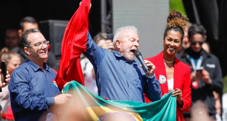 Presidente Lula confirma vinda para Santa Catarina em dezembro.