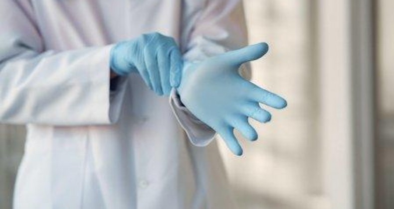 Criança de 4 anos dá entrada em hospital com larvas na cabeça em SC.