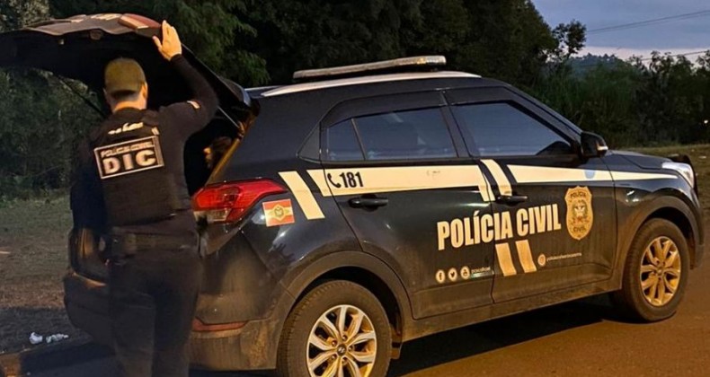 Homem condenado por roubo em Pinhalzinho é preso em Chapecó.