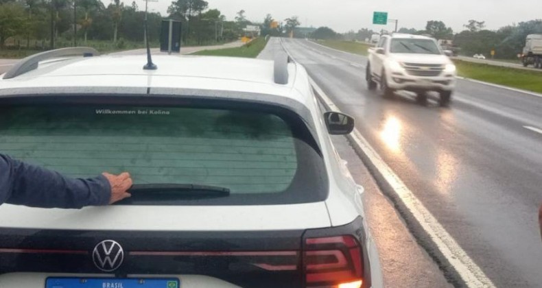 Idoso dirige por cerca de 20 km na contramão em rodovia de SC.