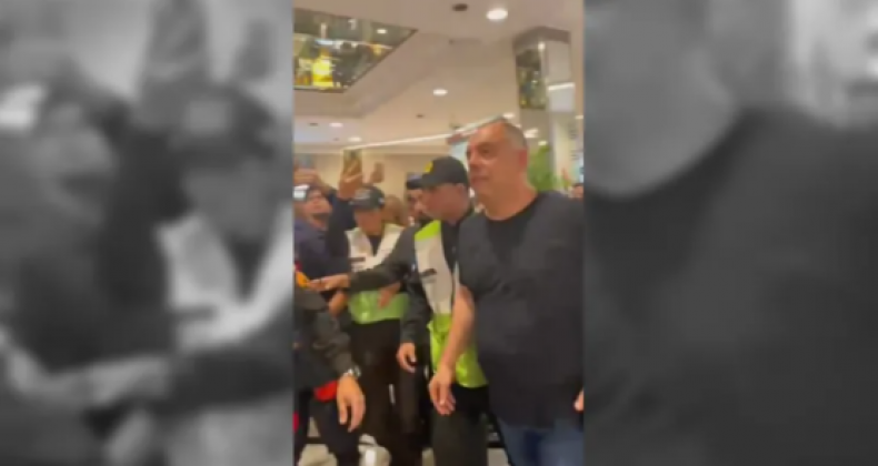 Vice do Flamengo briga com torcedor em shopping no Rio.