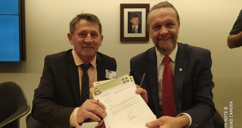 Vice-prefeito participa de encontro de lideranças em Brasília.