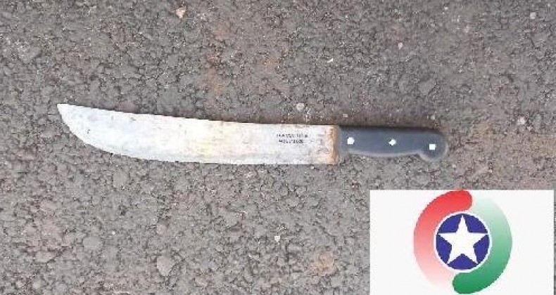 Jovem é flagrado exibindo facão em bairro de Xanxerê.