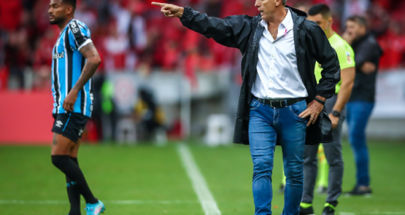 STJD marca julgamento, e Renato e Reinaldo podem virar desfalques.