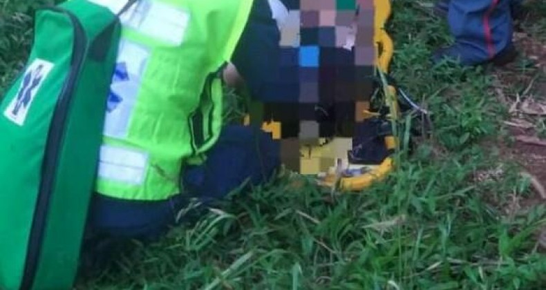 Bombeiros salvam homem de afogamento em cachoeira no Oeste de SC