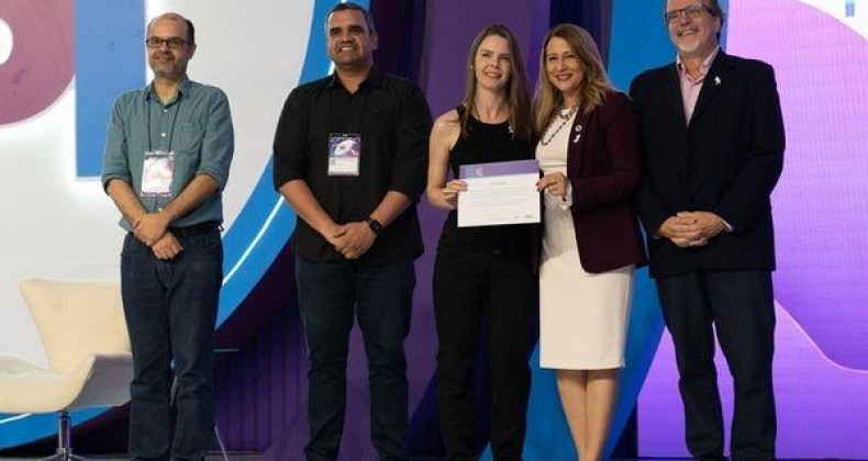 Maravilha recebe Certificado de Honra ao Mérito na área da Saude.