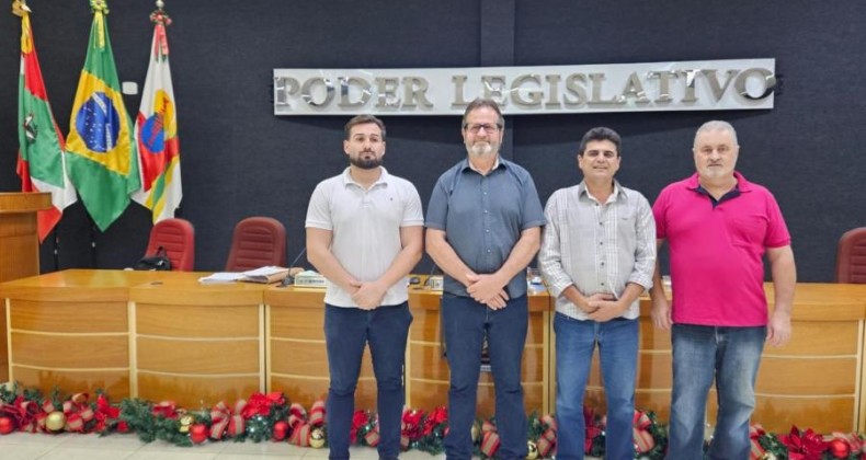 Mesa Diretora de 2024 é oficialmente eleita em Maravilha.