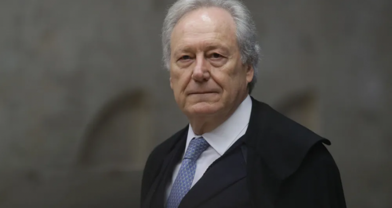 Lewandowski aceita convite e será o novo ministro da Justiça.