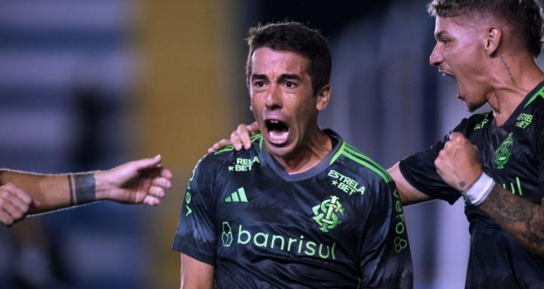 Inter vence o São José e assume a liderança do Gauchão.