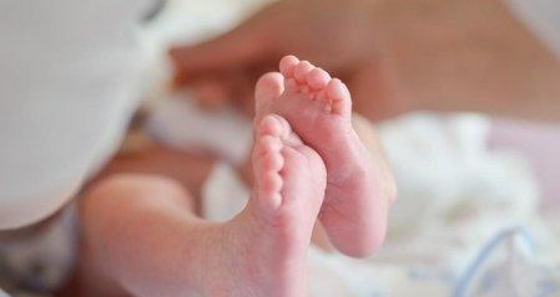 Bebê morre durante o “soninho” em creche de SC.