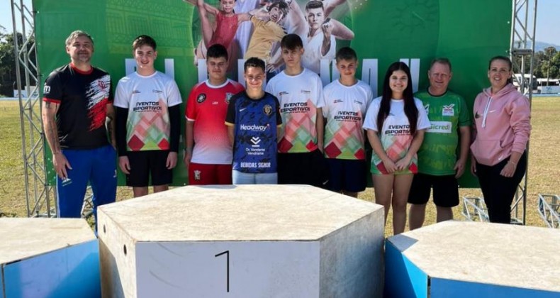 ALUNOS DA MICRORREGIONAL DE MARAVILHA DISPUTAM JESC EM TIMBÓ
