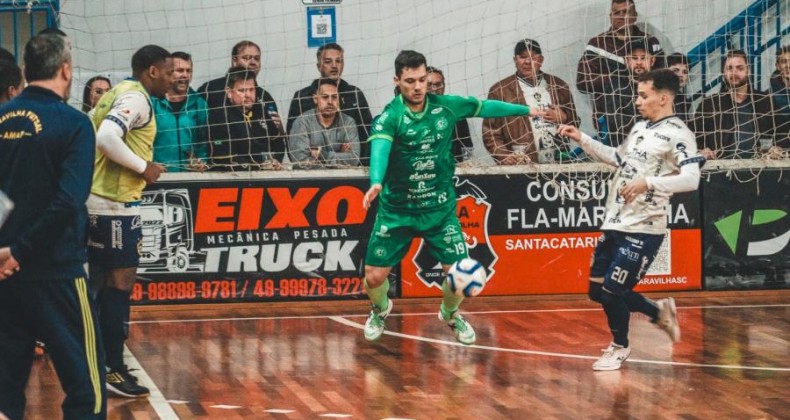 Maravilha Futsal e Chape iniciam disputa do mata-mata