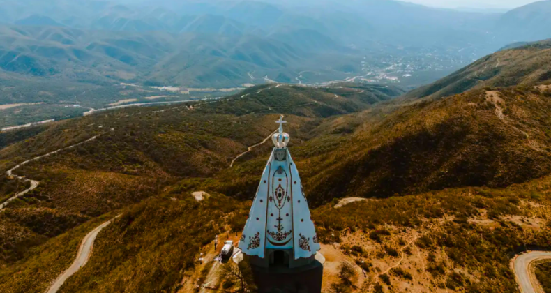 Argentina inaugura estátua maior que a do Cristo Redentor