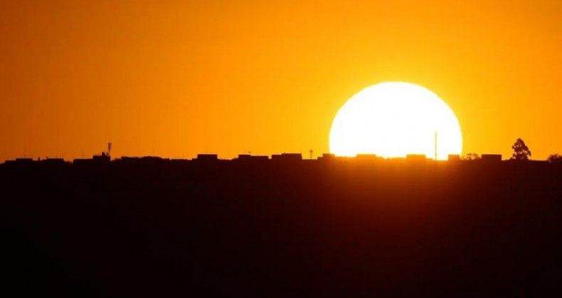 Governo decide não retomar horário de verão no país neste ano