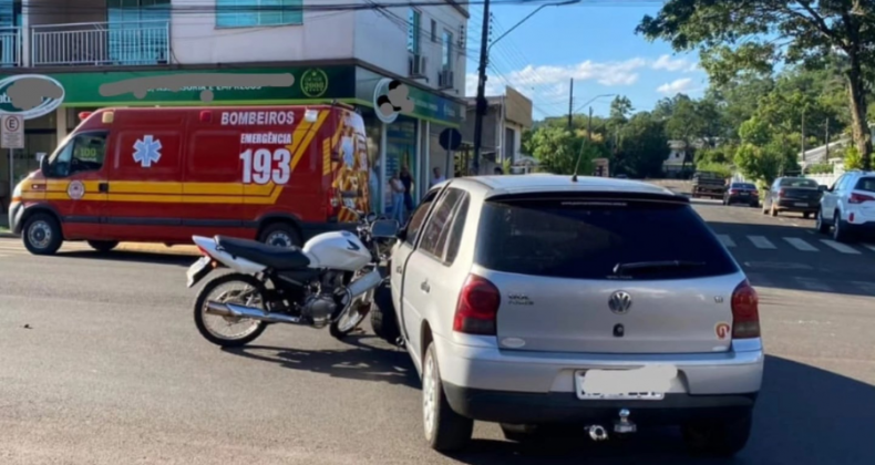 Acidente de trânsito é registrado no centro de Maravilha