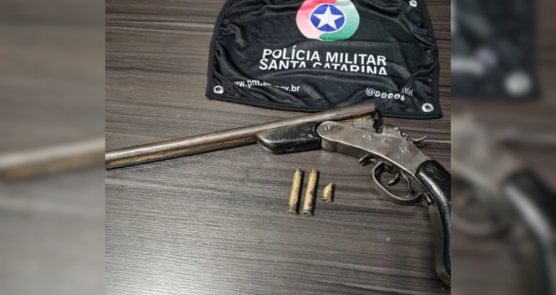 Polícia Militar apreende arma de fogo no interior de Iraceminha