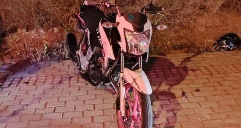 Casal fica ferido após queda de motocicleta em Maravilha