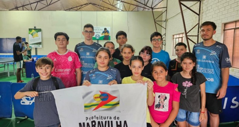 Atletas de Tênis de Mesa de Maravilha Competem no 1º Open Chapecó