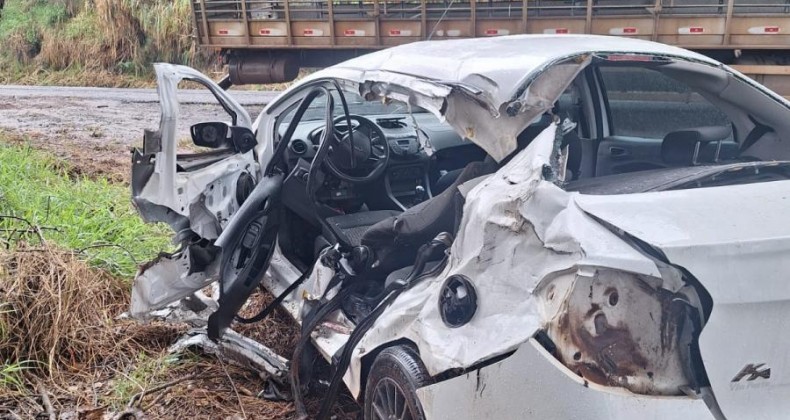 Colisão transversal deixa um ferido na SC-157