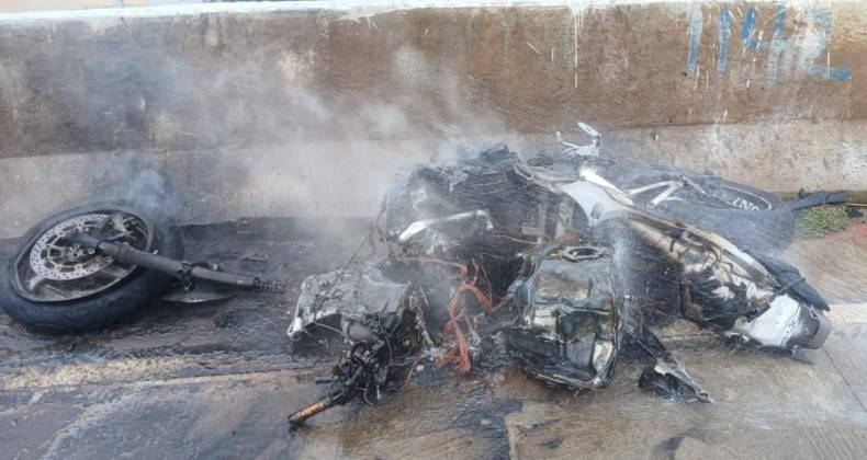 Motociclista morre em colisão com caminhão na BR-163
