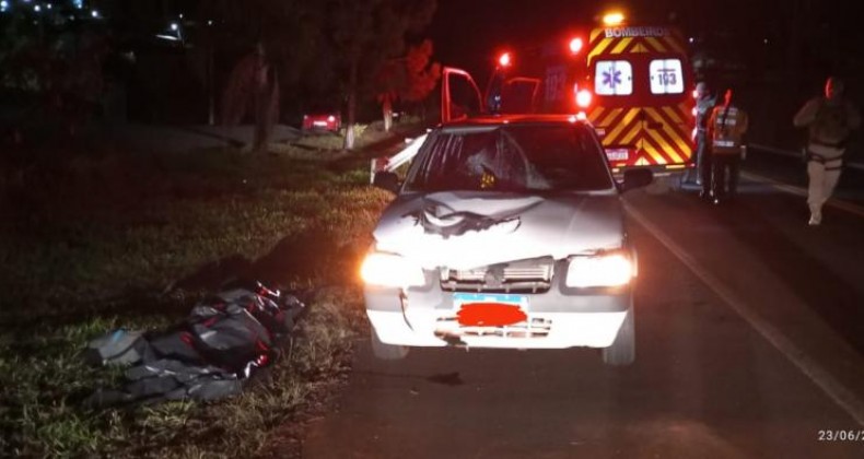 Homem morre atropelado por carro de passeio na BR-282