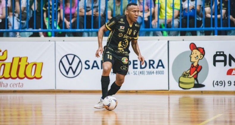 Quem é Dieguinho, o novo capitão do Maravilha Futsal?