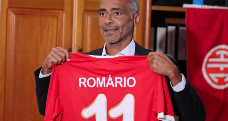 Com 58 anos, Romário vai disputar o Carioca Série A2.